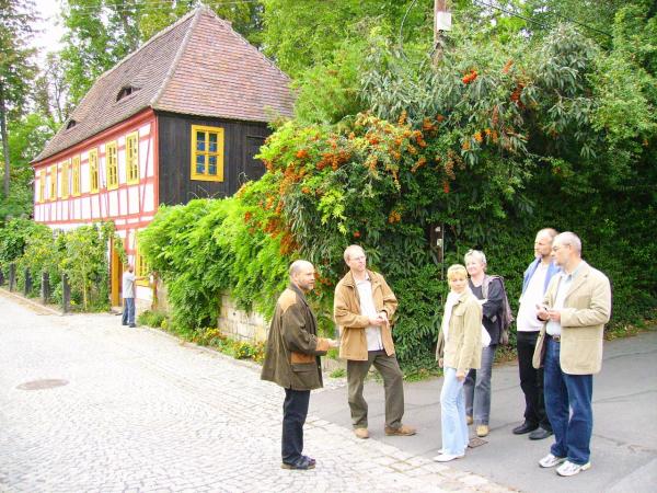 Sachsischer Weinkeller Am Goldenen Wagen Hoflossnitzstrasse 62